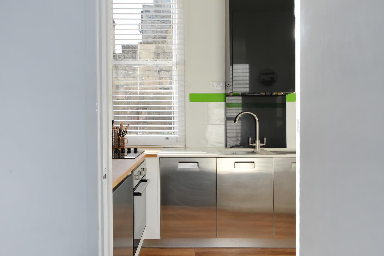 London Street Apartment Бат Екстериор снимка