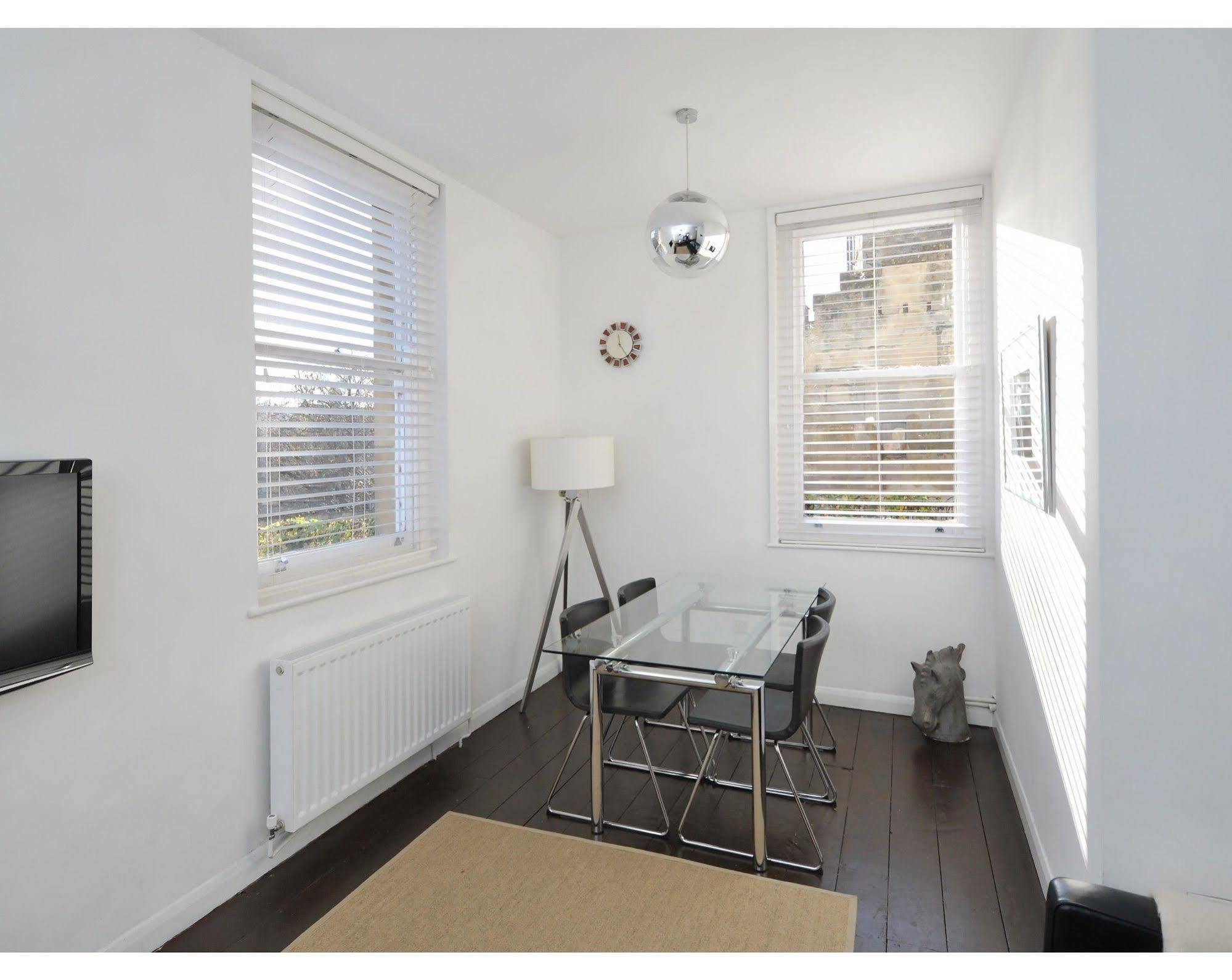 London Street Apartment Бат Екстериор снимка