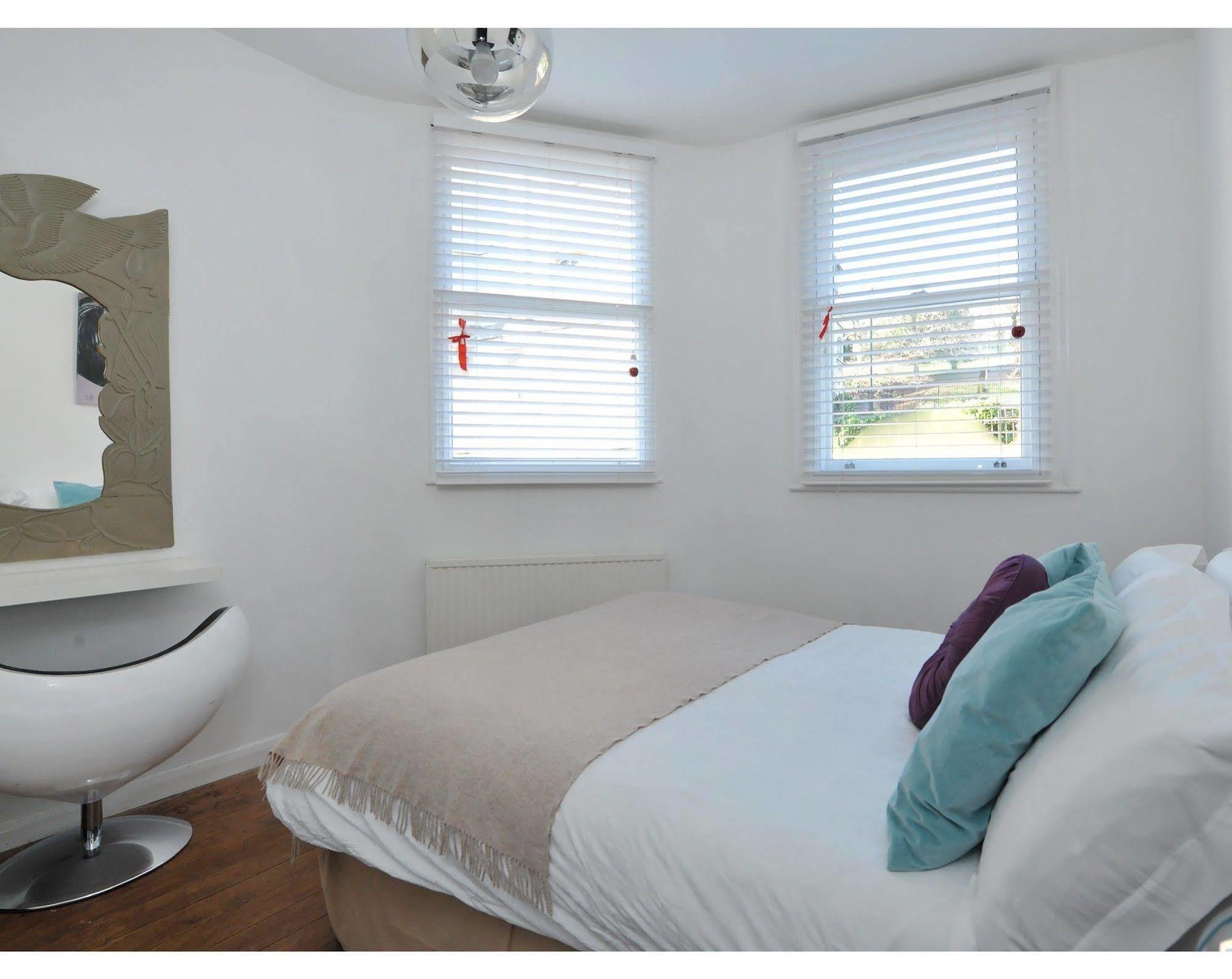 London Street Apartment Бат Екстериор снимка