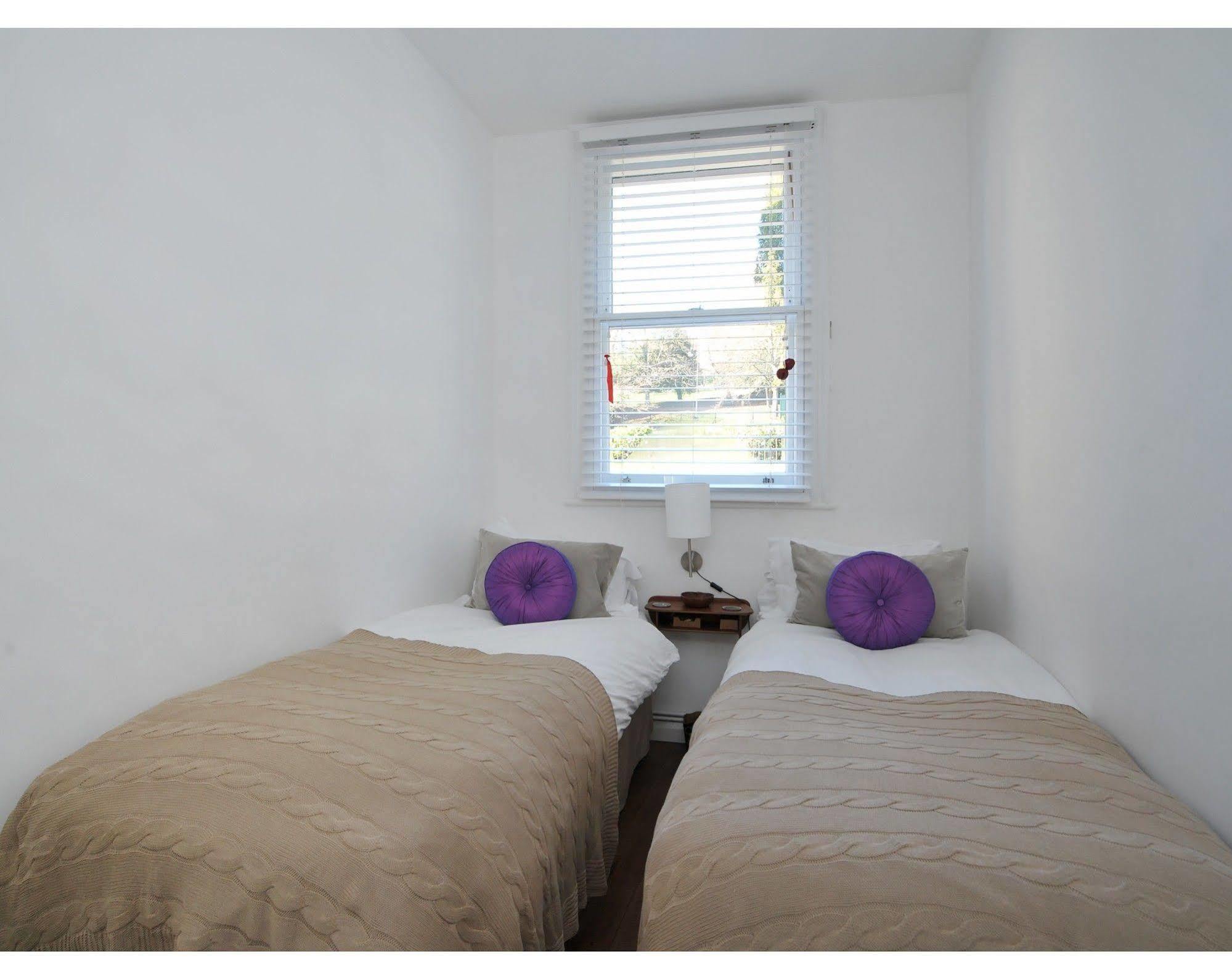 London Street Apartment Бат Екстериор снимка